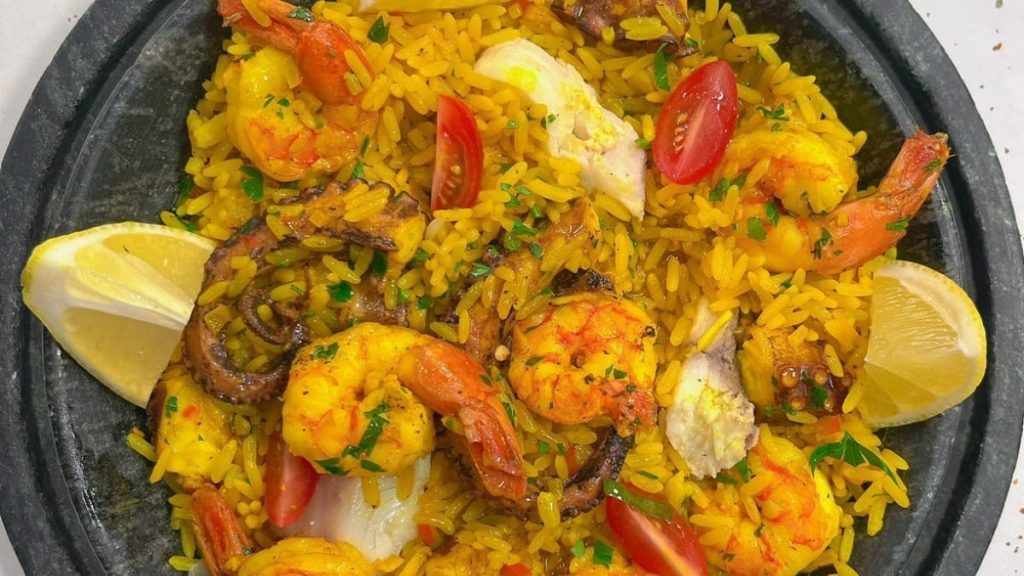 pratos-tipicos-da-comida-portuguesa-onde-comer-arroz-de-frutos-do-mar