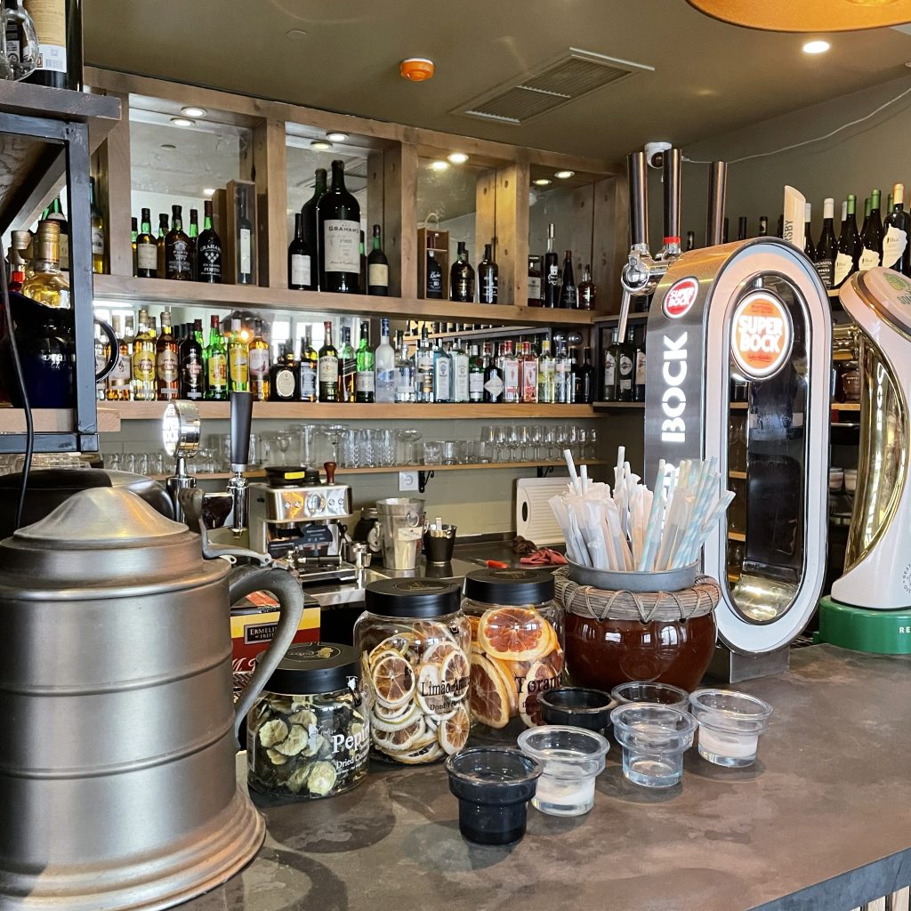 Portuguese wine and tapas restaurant Lisbon